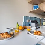 Ecume Et Serenite Parking Prive Wifi Clim Et Lit En 140 Apartman La Grande-Motte