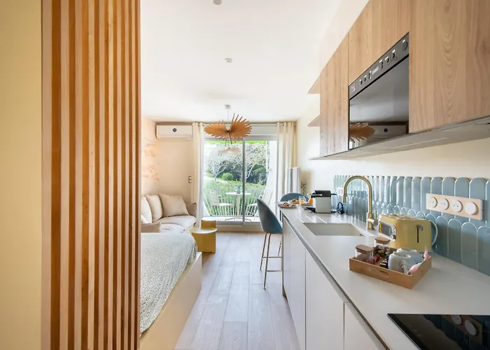 Apartamento écume Et Sérénité Parking Privé Wifi Clim Et Lit En 140 La Grande-Motte